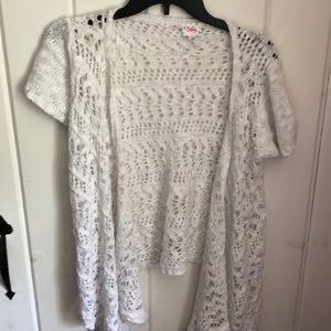 Short sleeve cardigan, beautiful knit design